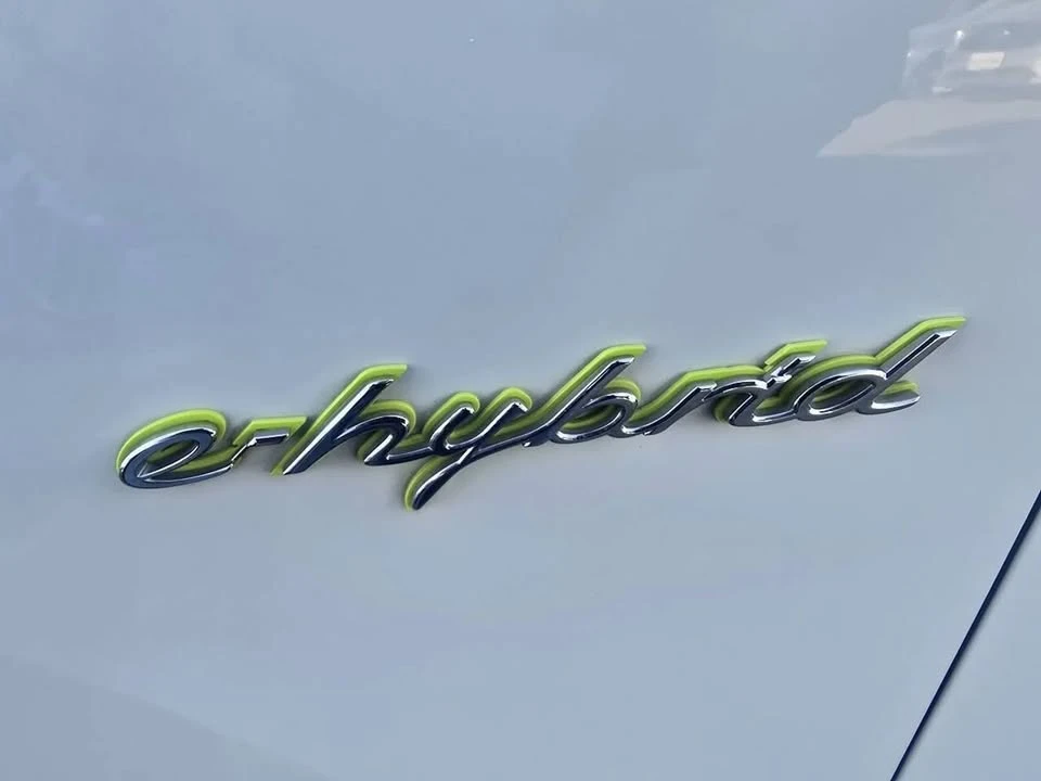 2016 Porsche 958 Cayenne - Image 16 of 20