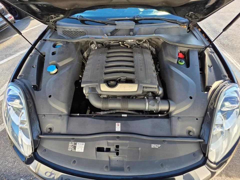 2016 Porsche 958 Cayenne - Image 18 of 18