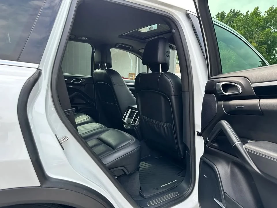 2016 Porsche 958 Cayenne - Image 18 of 20