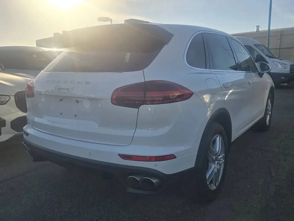 2016 Porsche 958 Cayenne - Image 8 of 20