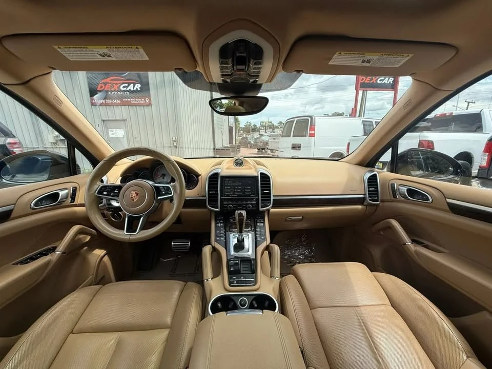 2016 Porsche 958 Cayenne - Image 6 of 8
