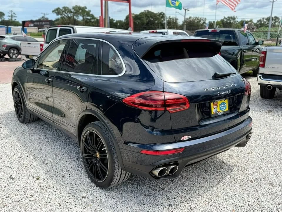 2016 Porsche 958 Cayenne - Image 3 of 8