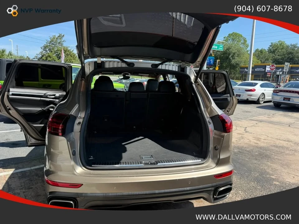 2016 Porsche 958 Cayenne - Image 12 of 20