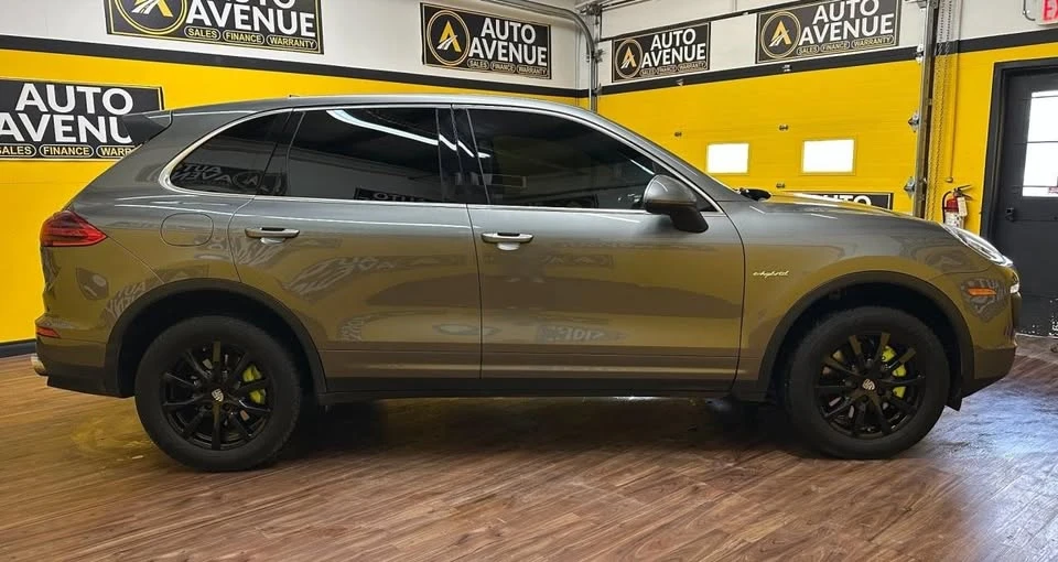 2016 Porsche 958 Cayenne - Image 6 of 17