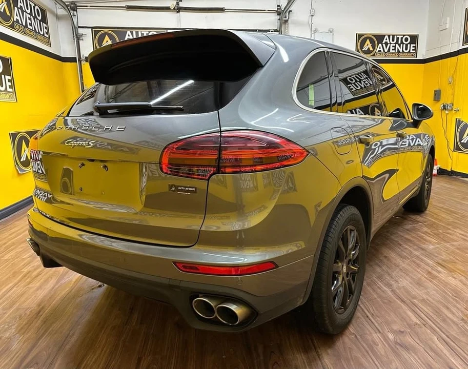 2016 Porsche 958 Cayenne - Image 5 of 17