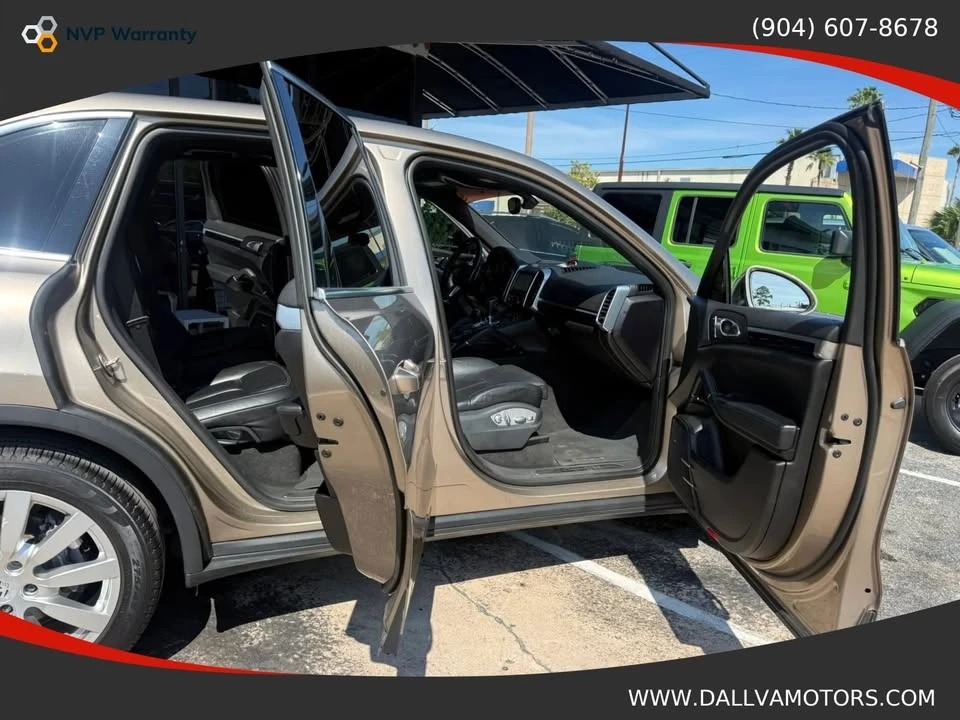 2016 Porsche 958 Cayenne - Image 9 of 20