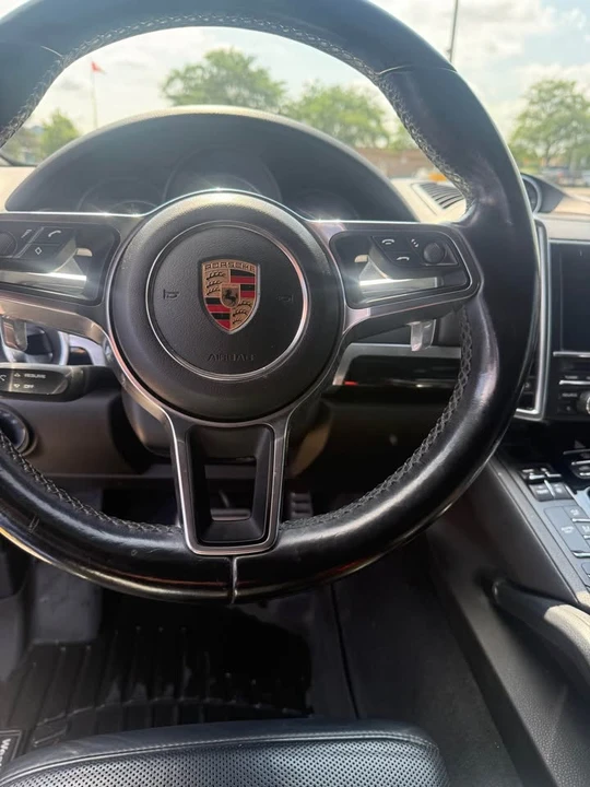 2016 Porsche 958 Cayenne - Image 7 of 11