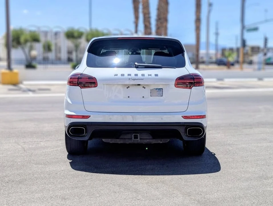 2016 Porsche 958 Cayenne - Image 6 of 10