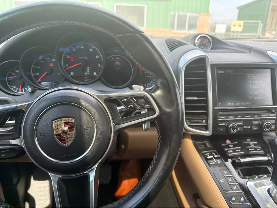 2016 Porsche 958 Cayenne - Image 5 of 8