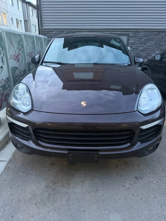 2016 Porsche 958 Cayenne - Image 2 of 8