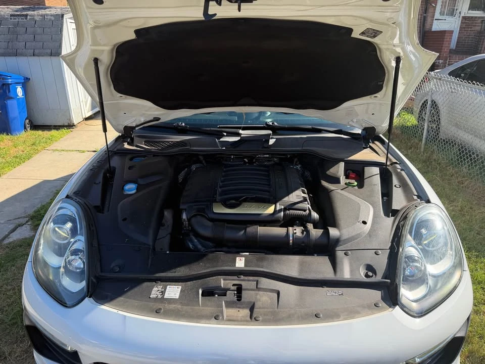 2016 Porsche 958 Cayenne - Image 10 of 11