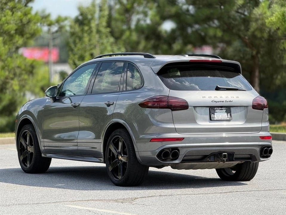 2016 Porsche 958 Cayenne - Image 10 of 20