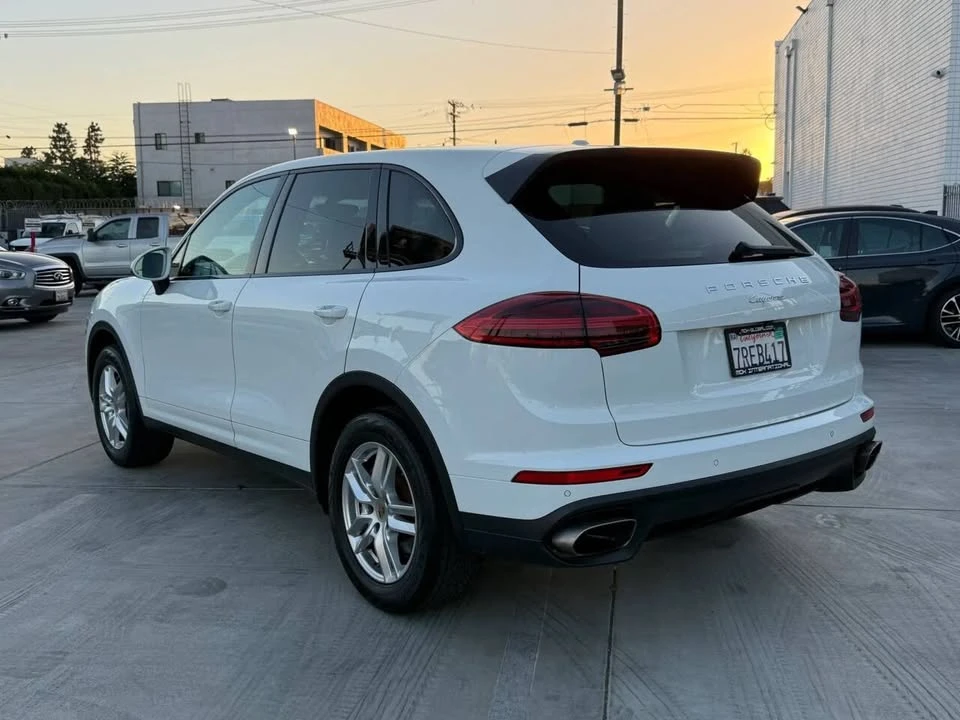 2016 Porsche 958 Cayenne - Image 4 of 18