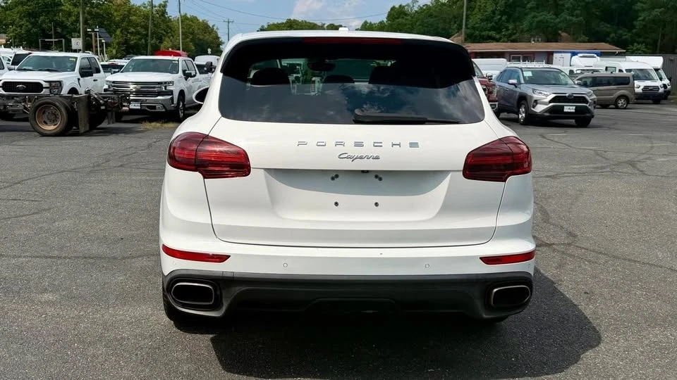 2016 Porsche 958 Cayenne - Image 7 of 20