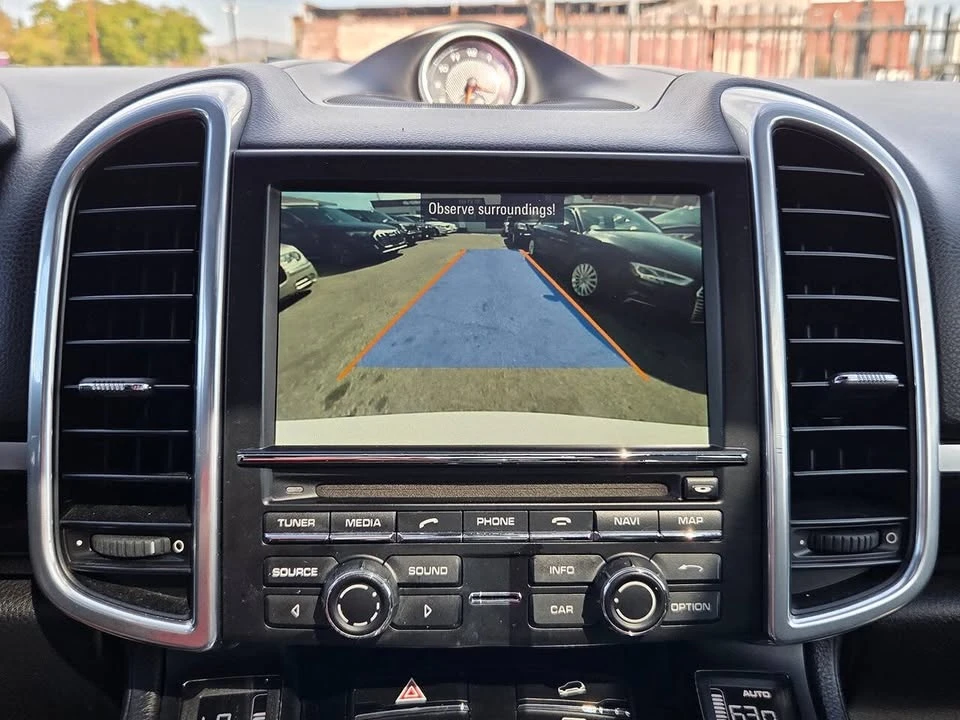 2016 Porsche 958 Cayenne - Image 14 of 20