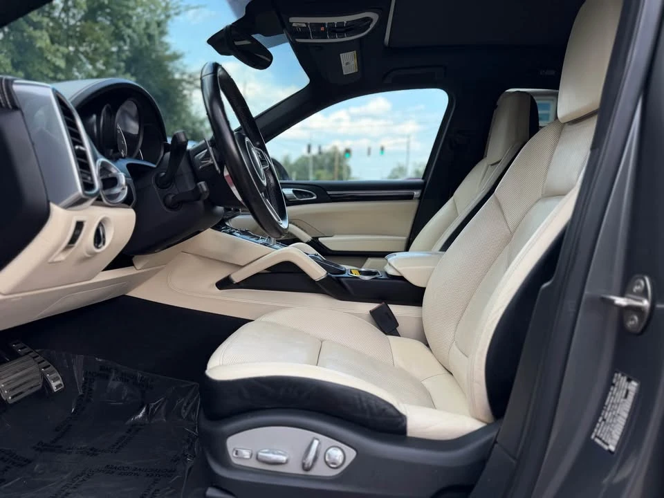 2016 Porsche 958 Cayenne - Image 6 of 19