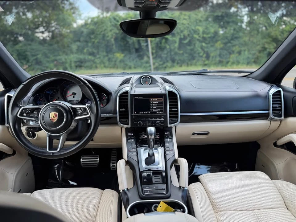 2016 Porsche 958 Cayenne - Image 9 of 19