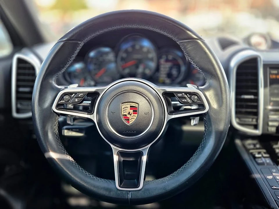 2016 Porsche 958 Cayenne - Image 11 of 20