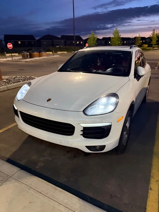 2016 Porsche 958 Cayenne - Image 6 of 6