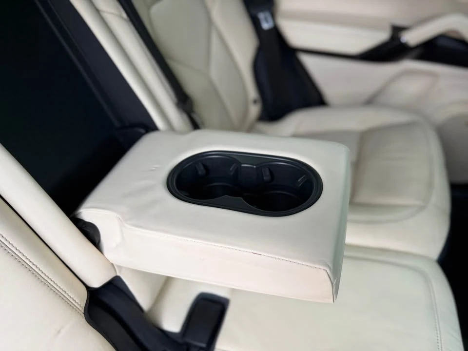 2016 Porsche 958 Cayenne - Image 18 of 19