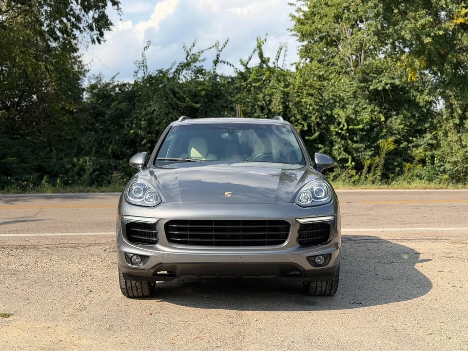 2016 Porsche 958 Cayenne - Image 2 of 19