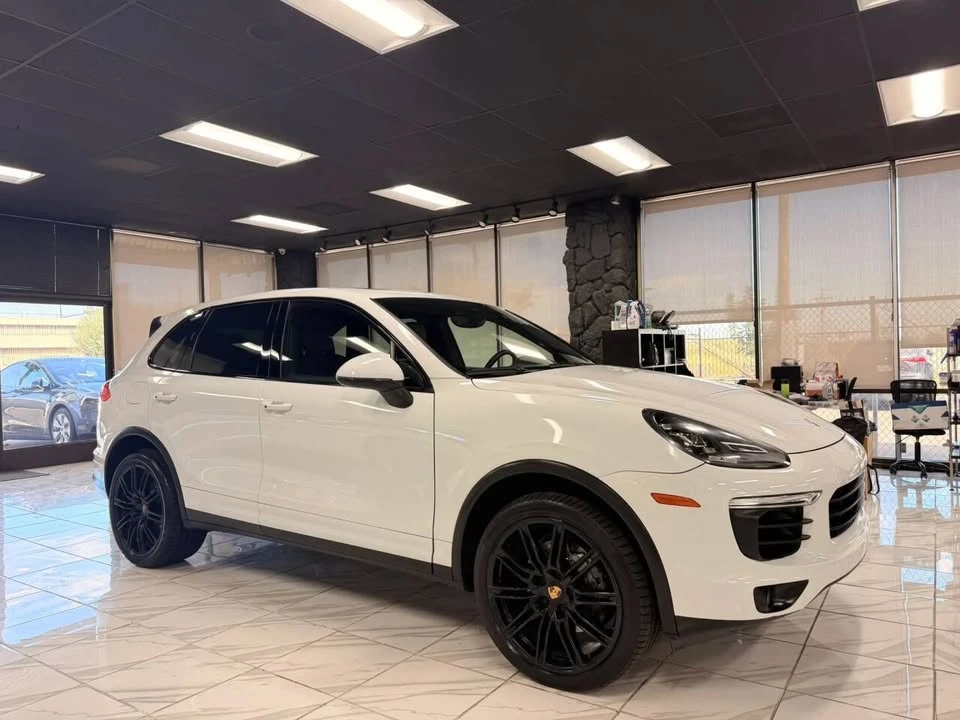 2016 Porsche 958 Cayenne - Image 6 of 20