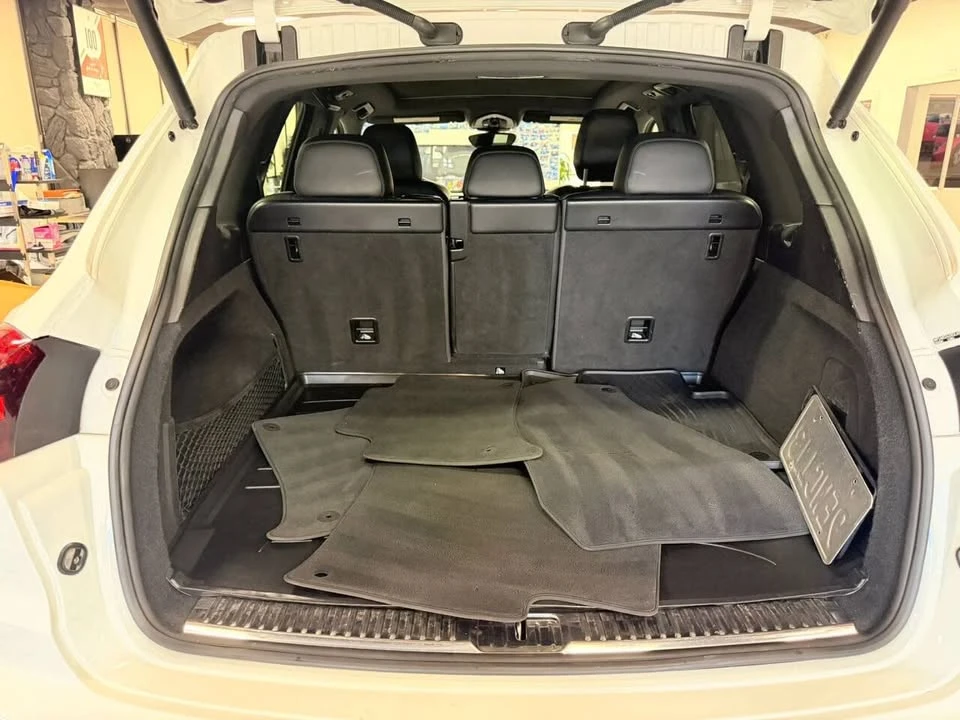 2016 Porsche 958 Cayenne - Image 18 of 20