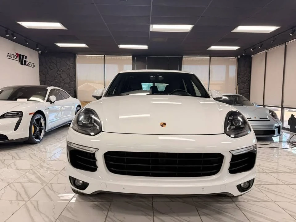 2016 Porsche 958 Cayenne - Image 7 of 20