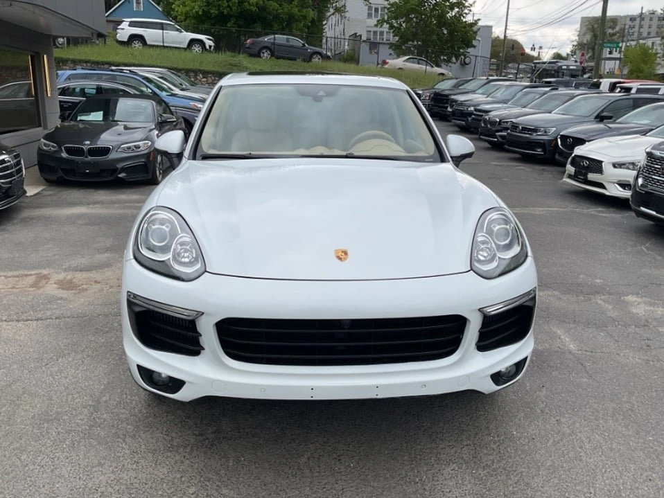 2016 Porsche 958 Cayenne - Image 2 of 20