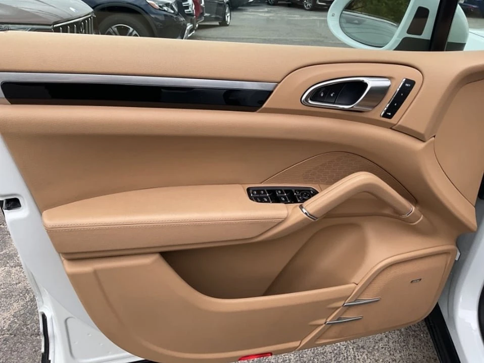 2016 Porsche 958 Cayenne - Image 5 of 20