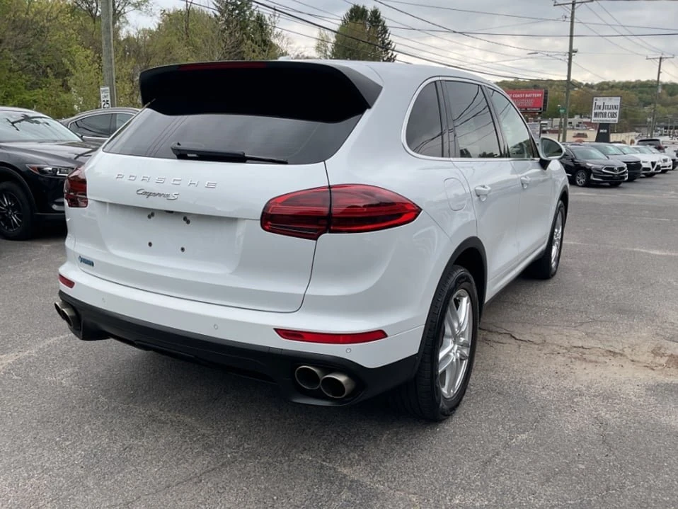 2016 Porsche 958 Cayenne - Image 19 of 20