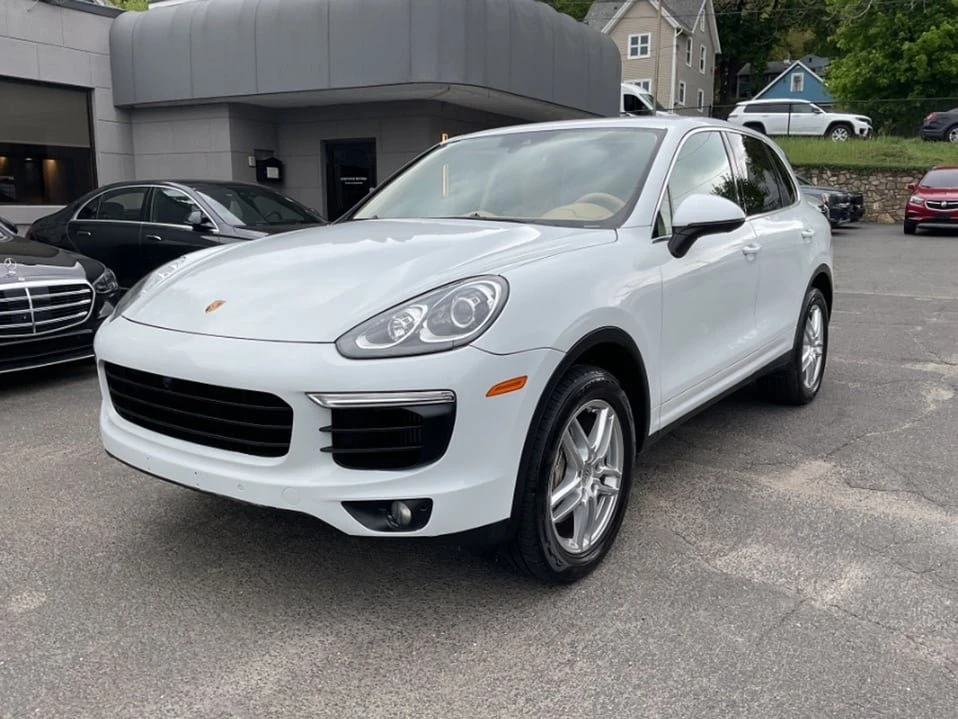 2016 Porsche 958 Cayenne - Image 3 of 20