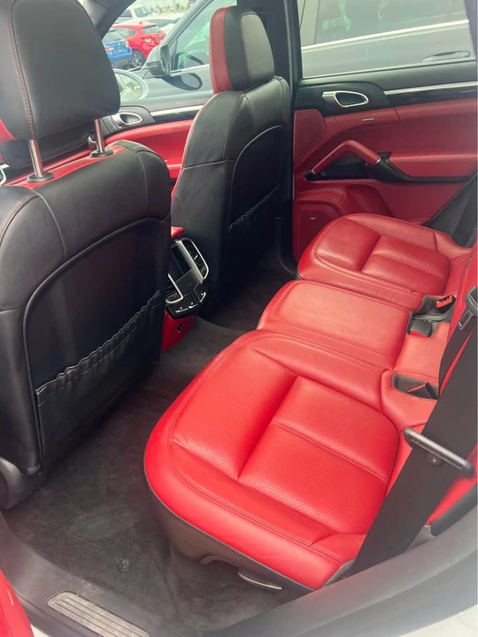 2016 Porsche 958 Cayenne - Image 6 of 6