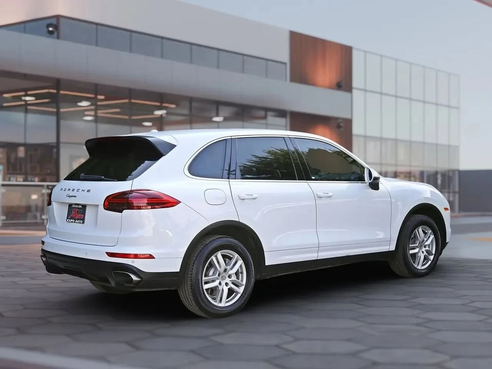 2016 Porsche 958 Cayenne - Image 7 of 20