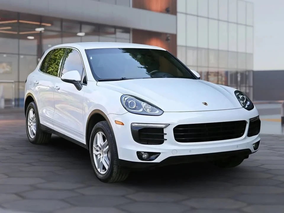 2016 Porsche 958 Cayenne - Image 9 of 20