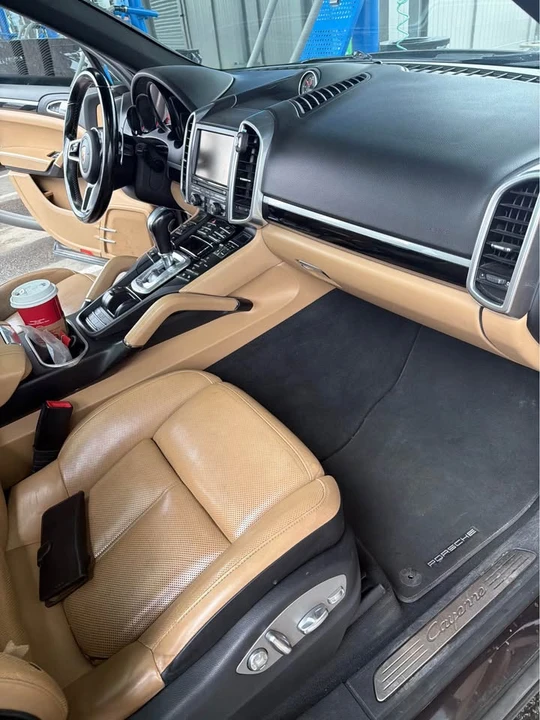 2016 Porsche 958 Cayenne - Image 6 of 7
