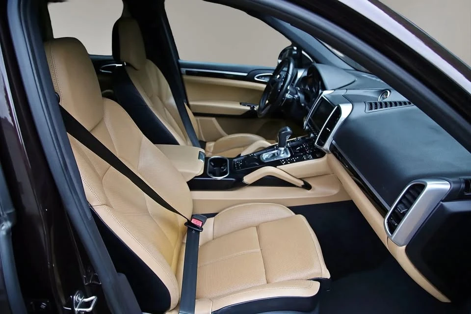 2016 Porsche 958 Cayenne - Image 17 of 20