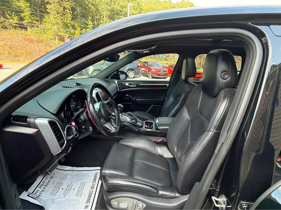 2016 Porsche 958 Cayenne - Image 11 of 19
