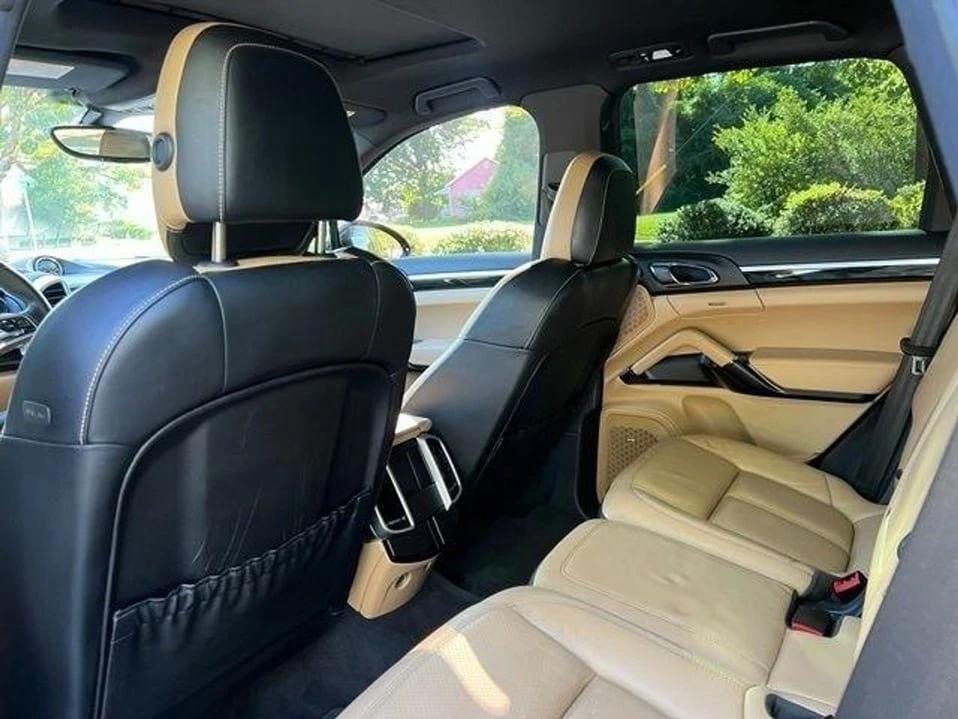 2016 Porsche 958 Cayenne - Image 15 of 20