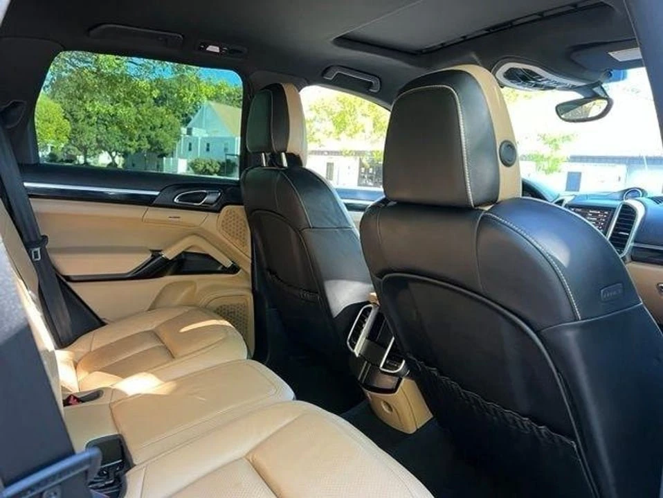 2016 Porsche 958 Cayenne - Image 18 of 20