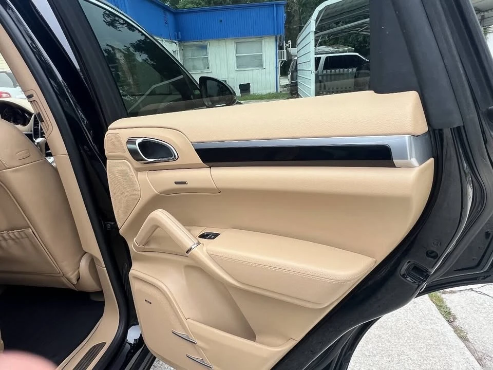 2016 Porsche 958 Cayenne - Image 14 of 20