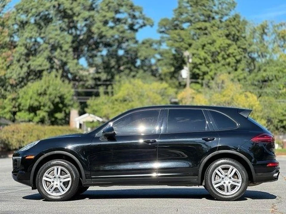 2016 Porsche 958 Cayenne - Image 8 of 20