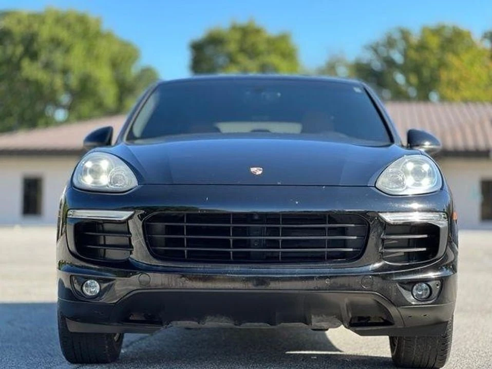 2016 Porsche 958 Cayenne - Image 2 of 20