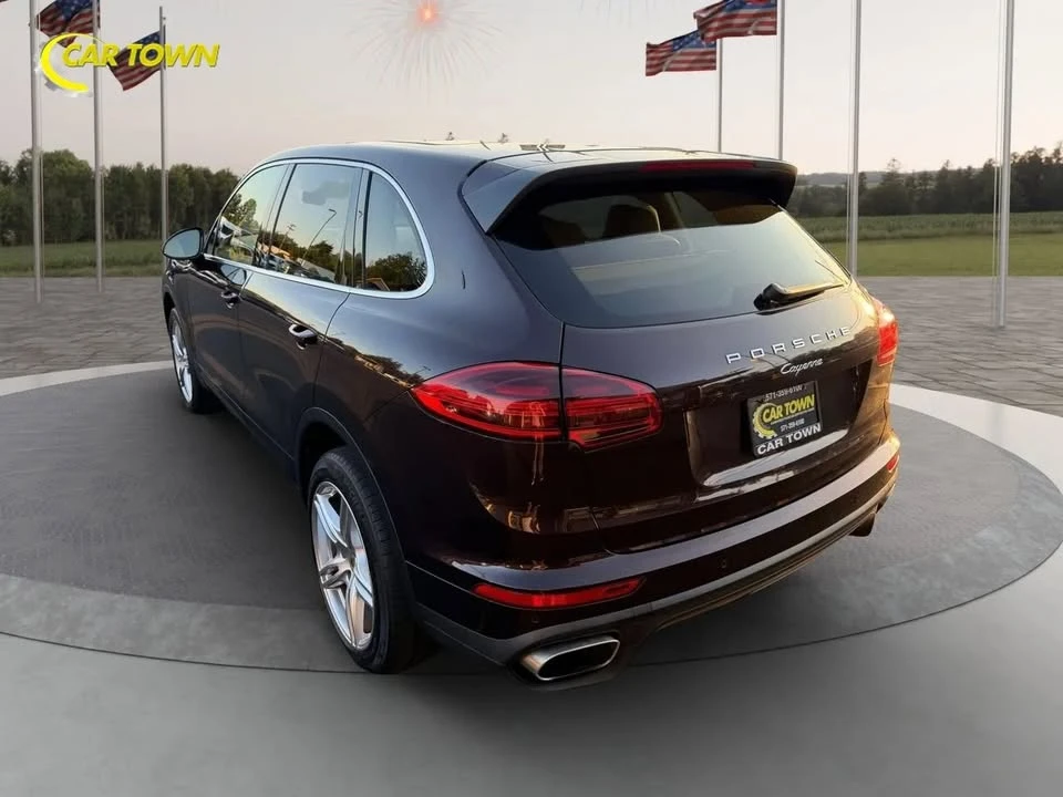 2016 Porsche 958 Cayenne - Image 12 of 20