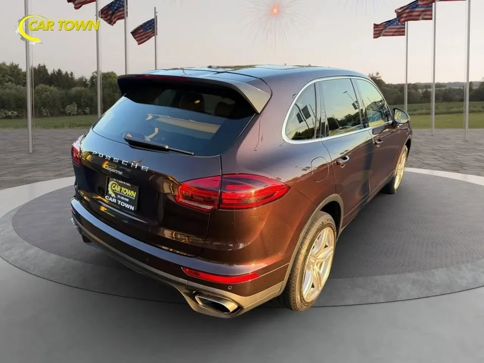 2016 Porsche 958 Cayenne - Image 8 of 20