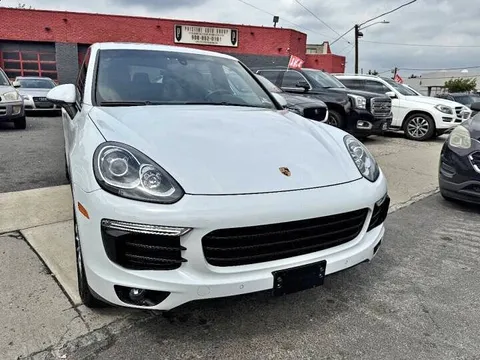 2016 Porsche Cayenne Base