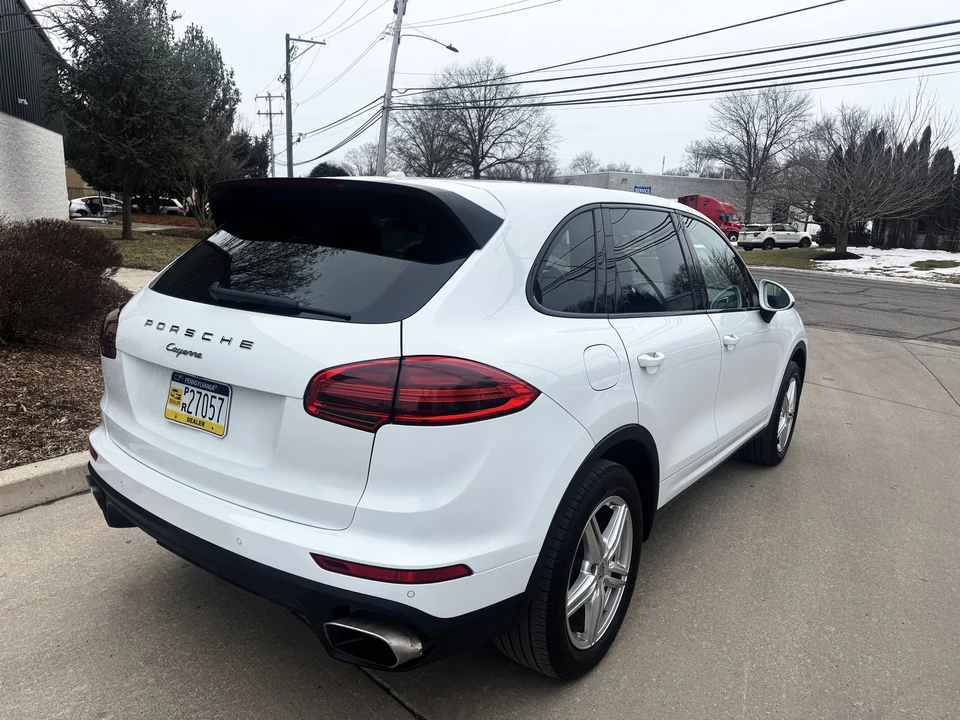 2016 Porsche 958 Cayenne - Image 3 of 21