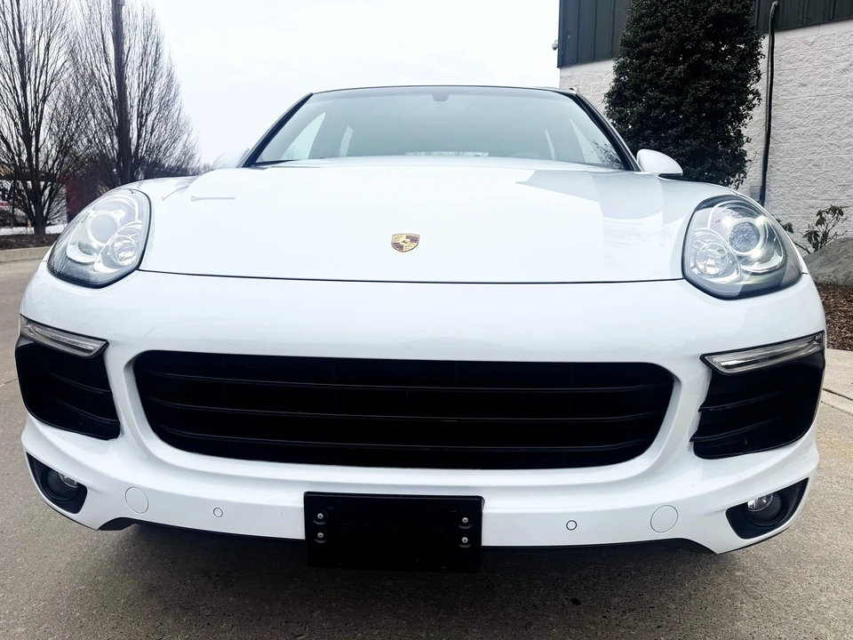 2016 Porsche 958 Cayenne - Image 8 of 21