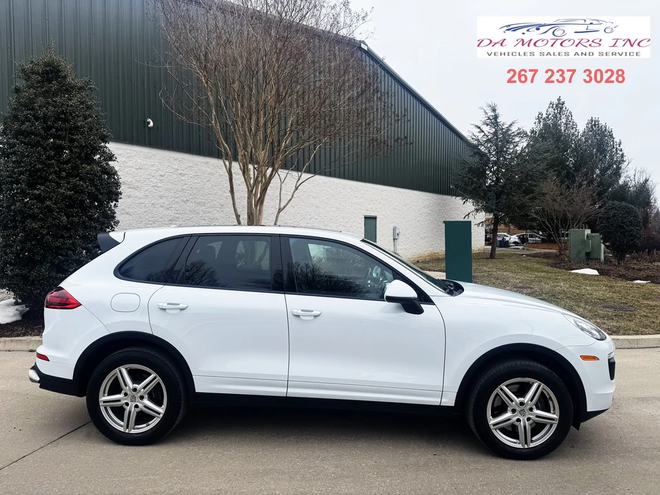 2016 Porsche 958 Cayenne - Image 2 of 21