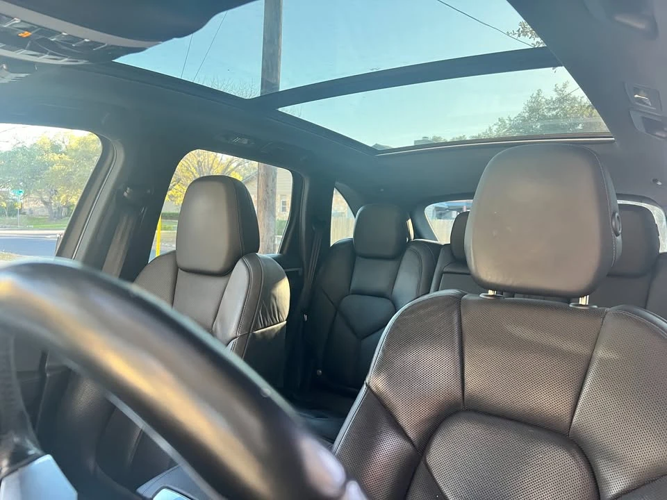 2016 Porsche 958 Cayenne - Image 10 of 11